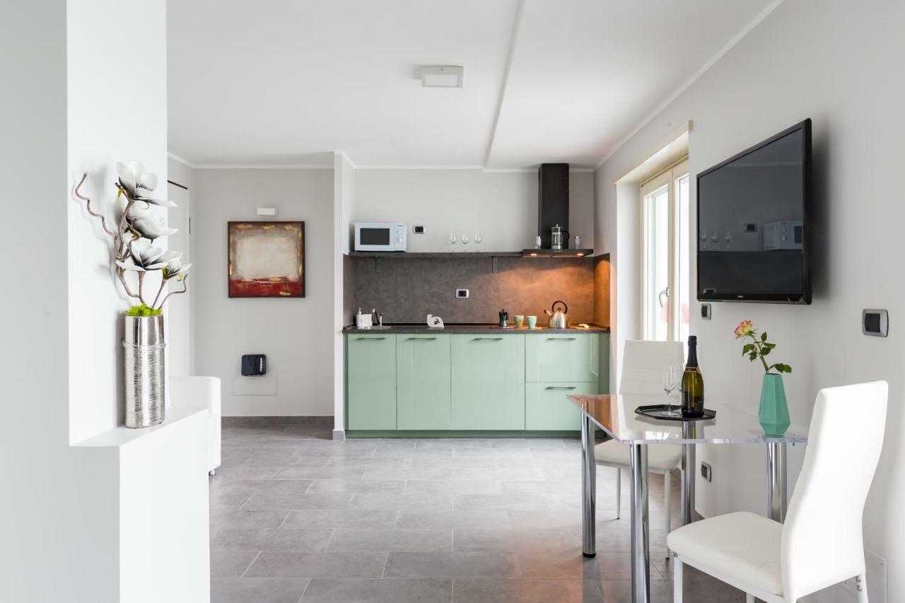 Penthouse 40 In Trastevere With Seasonally Jacuzzi Rom Exterior foto